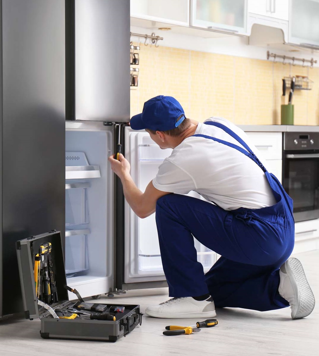 Appliance repair technician serving Jupiter, FL
